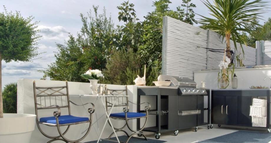 Seaside Villa With Private Pool Home By The Sea - Villa Трогир Екстериор снимка